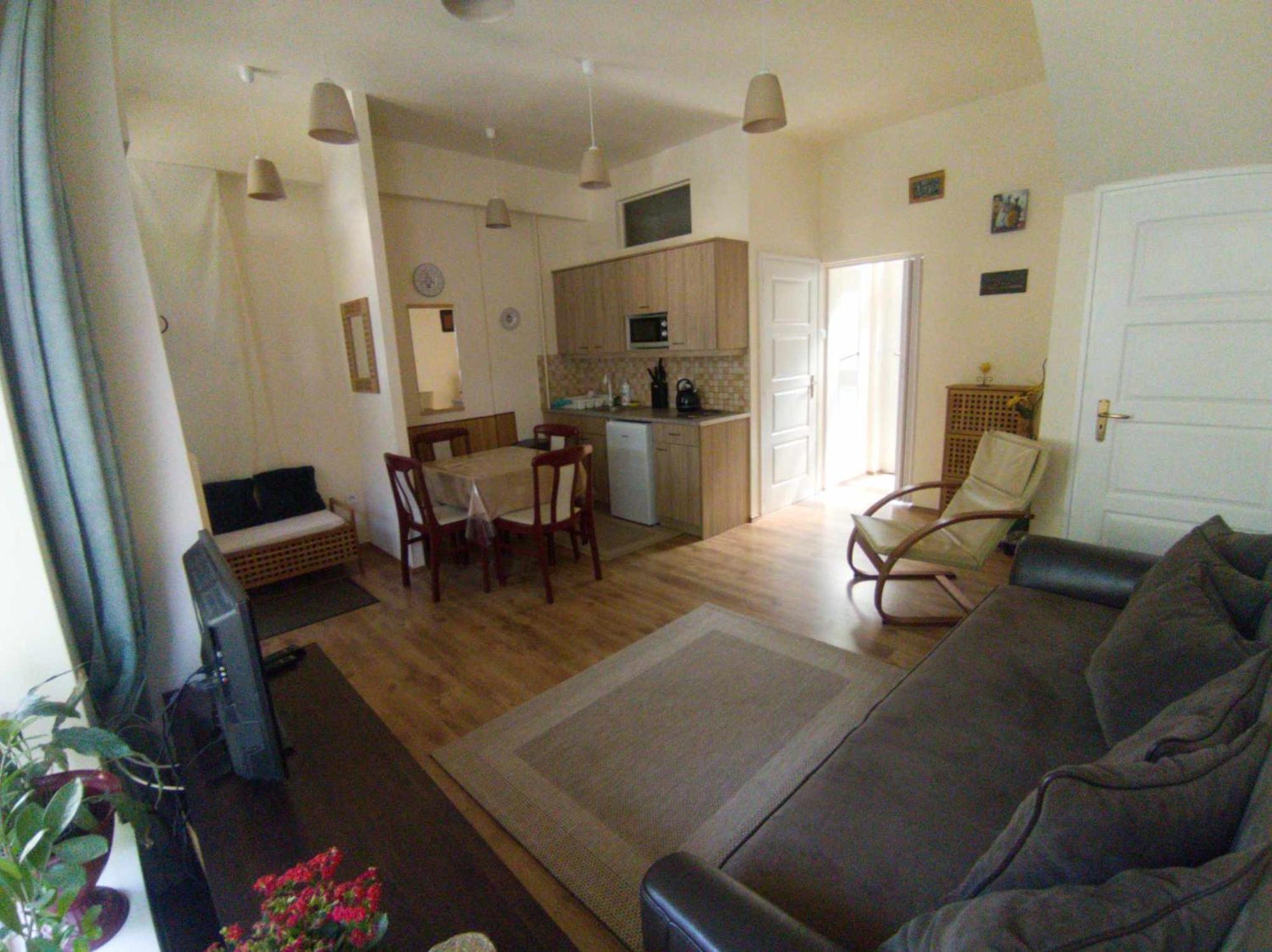 Cehmesterek Apartman Eger Exteriör bild