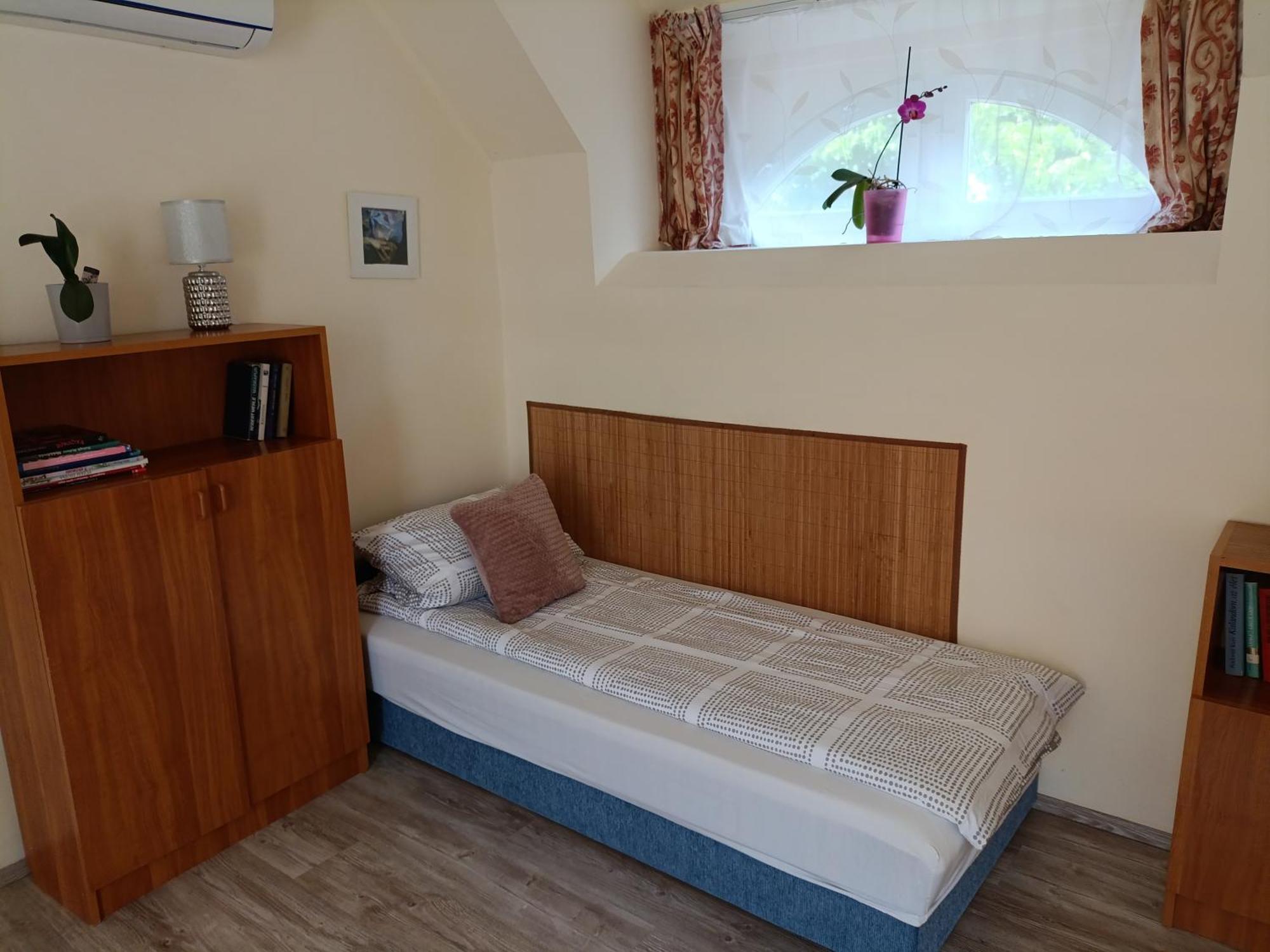 Cehmesterek Apartman Eger Exteriör bild