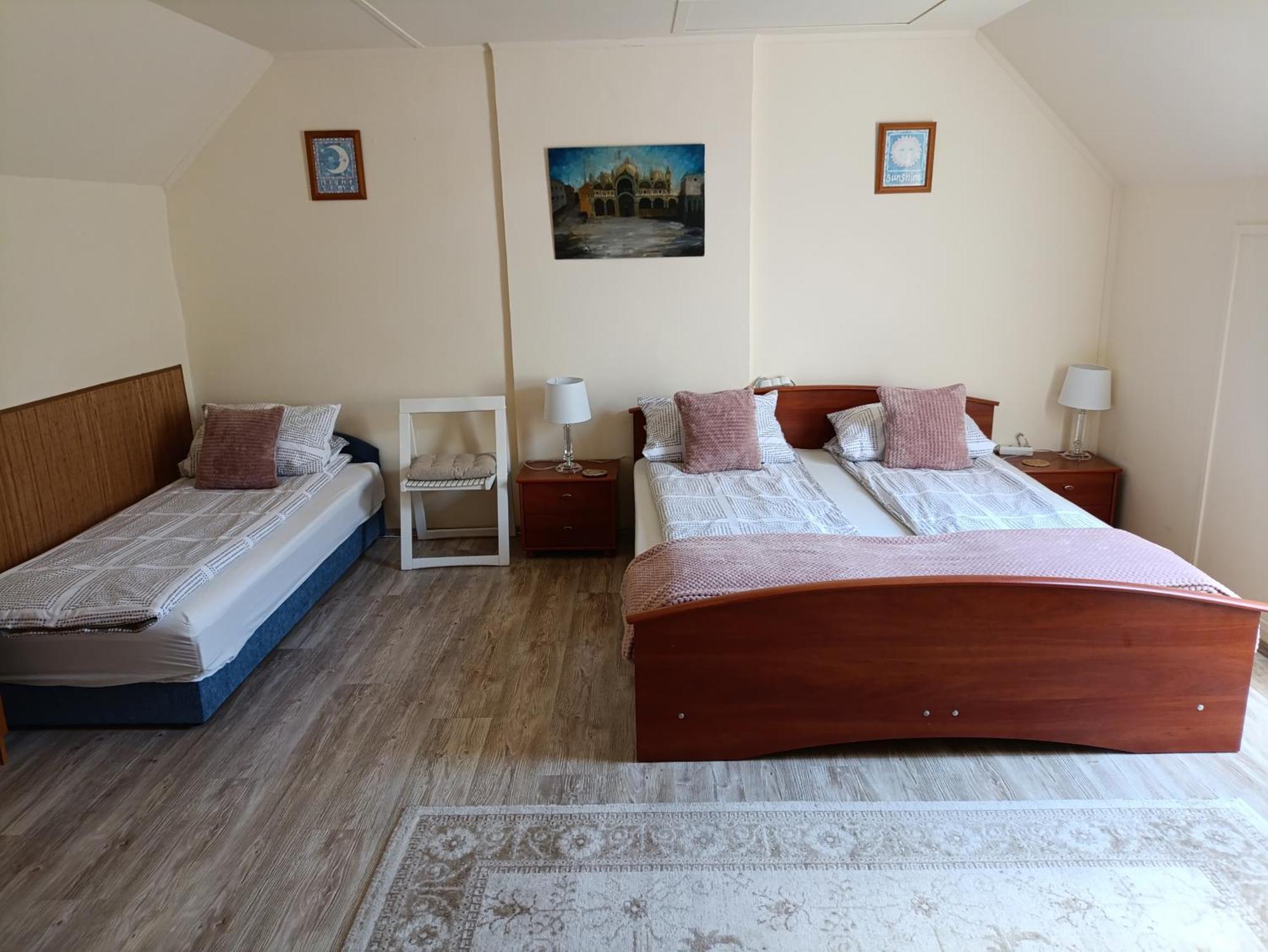 Cehmesterek Apartman Eger Exteriör bild